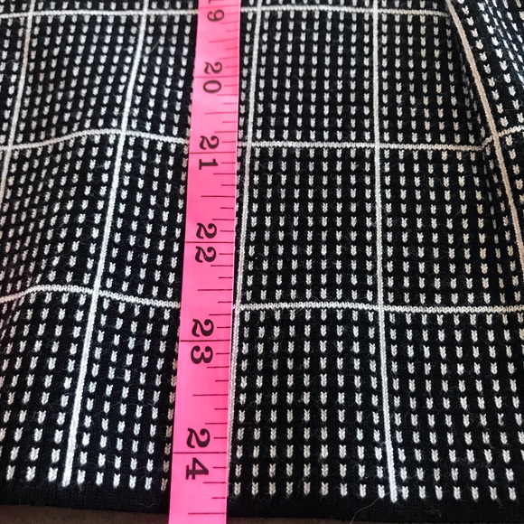 White House Black Market Peplum Sleeveless Medium - Picture 5 of 6